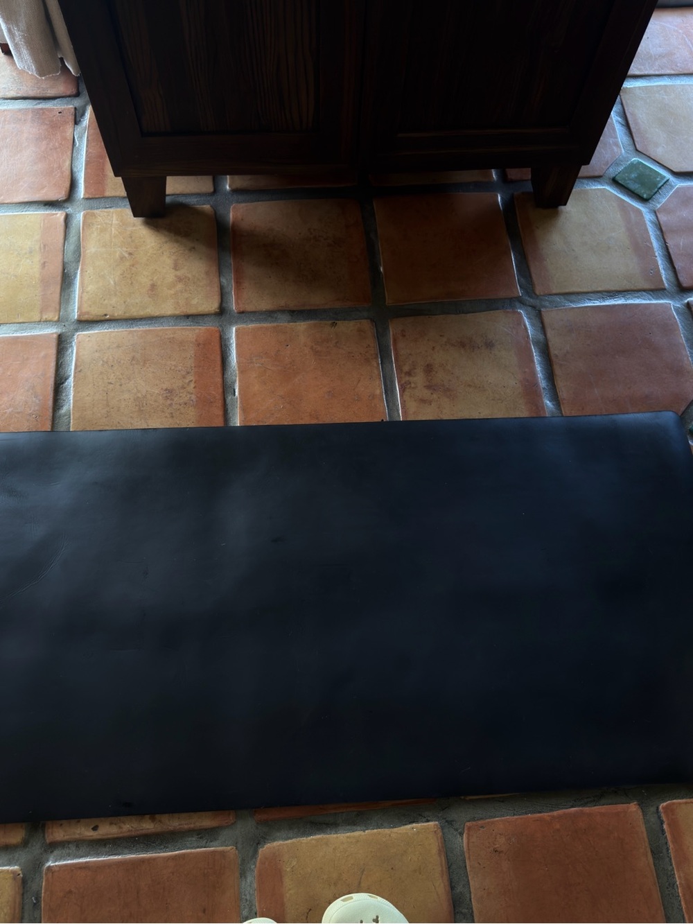 ALO Yoga Black Non-Slip Exercise Mat - Picture 7 of 9